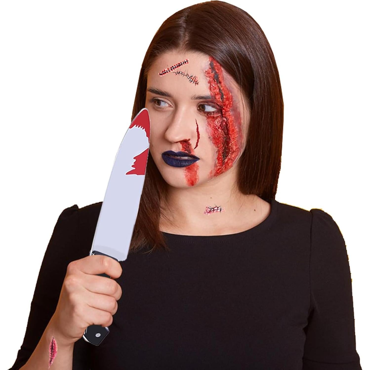 Disfraz de Halloween Chucky TRICKTREAT con Cuchillo y Tatuajes