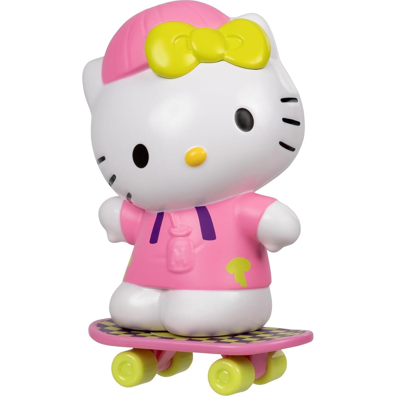Figura Premier Hello Kitty con Patineta 10.16 cm Jazwares