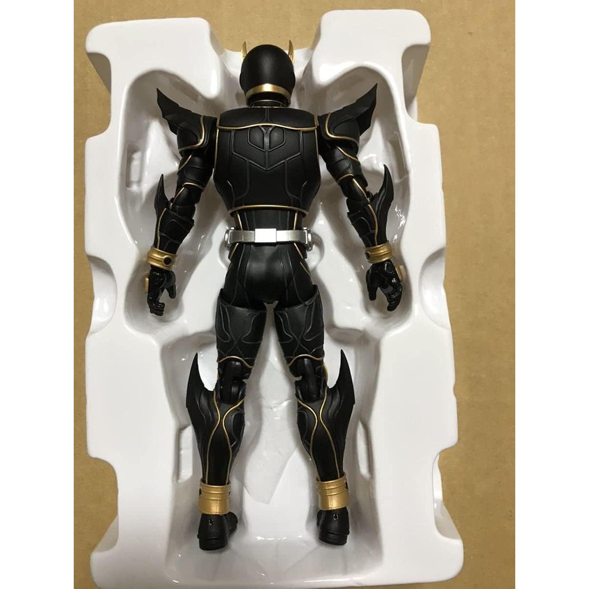 Figura de acción Bandai S.H. Figuarts Kuuga Forma Ultimate