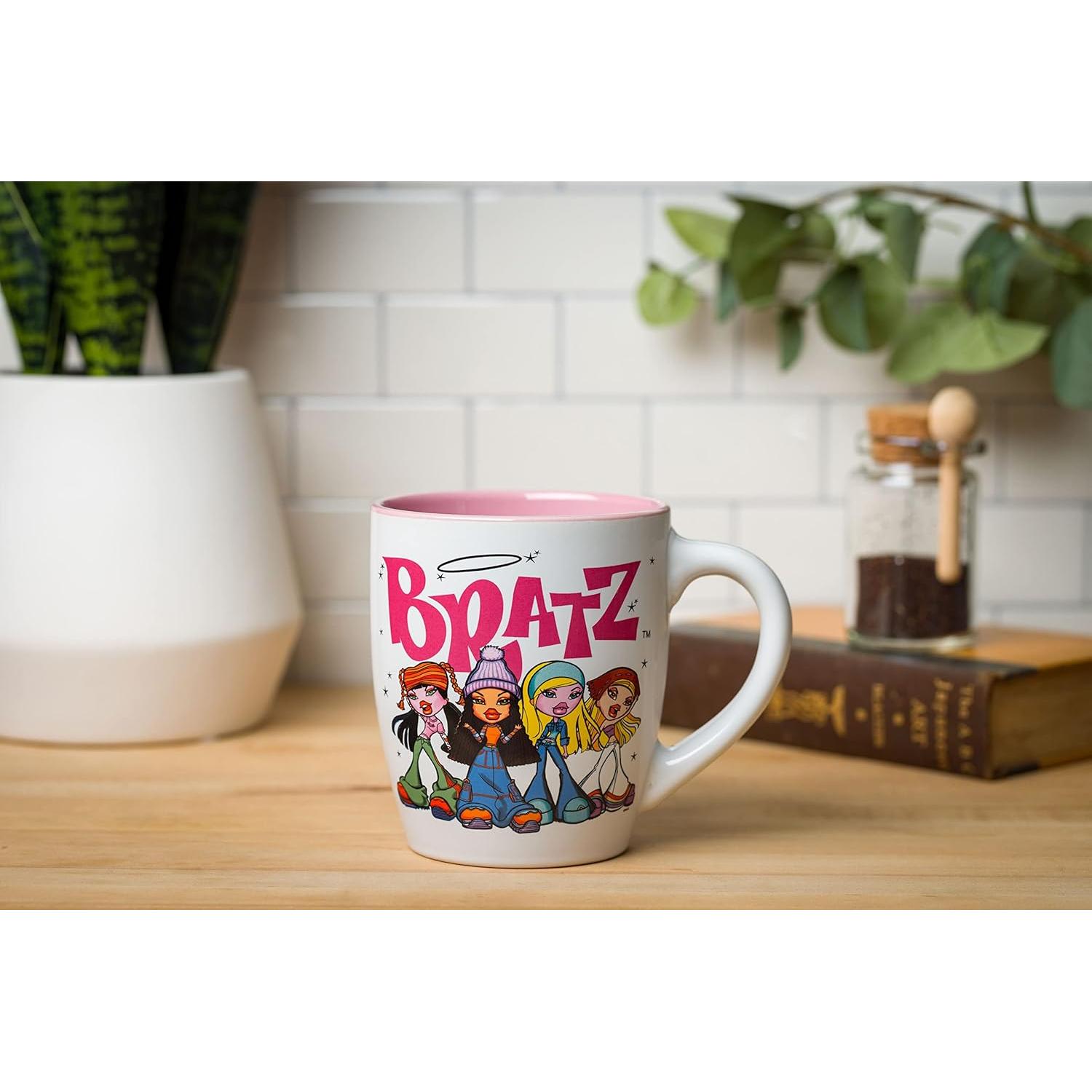 Taza de Cerámica Jumbo Bratz Silver Buffalo 710 ml Rosa