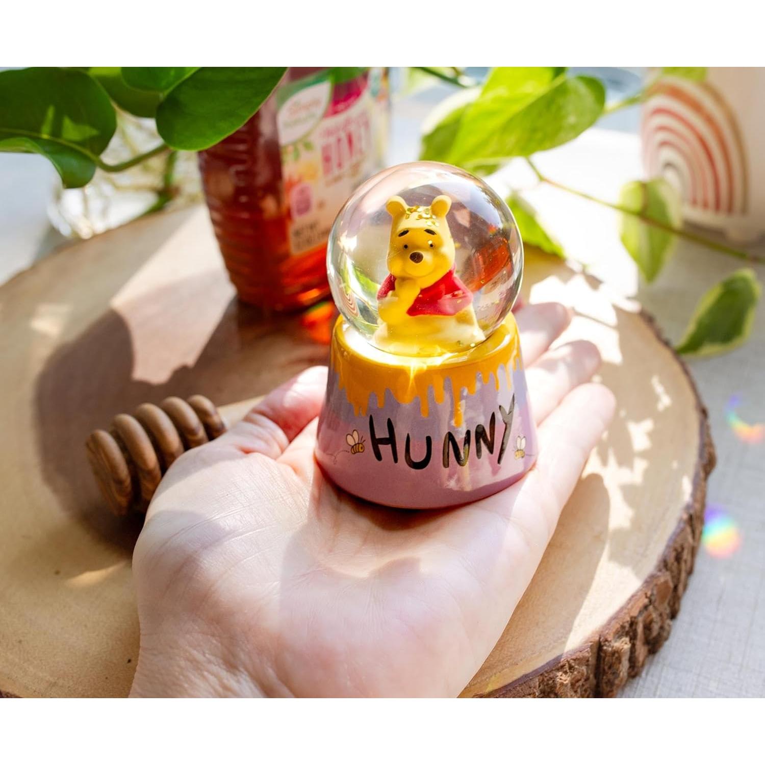 Globo de Nieve Winnie the Pooh Silver Buffalo 10.9 cm