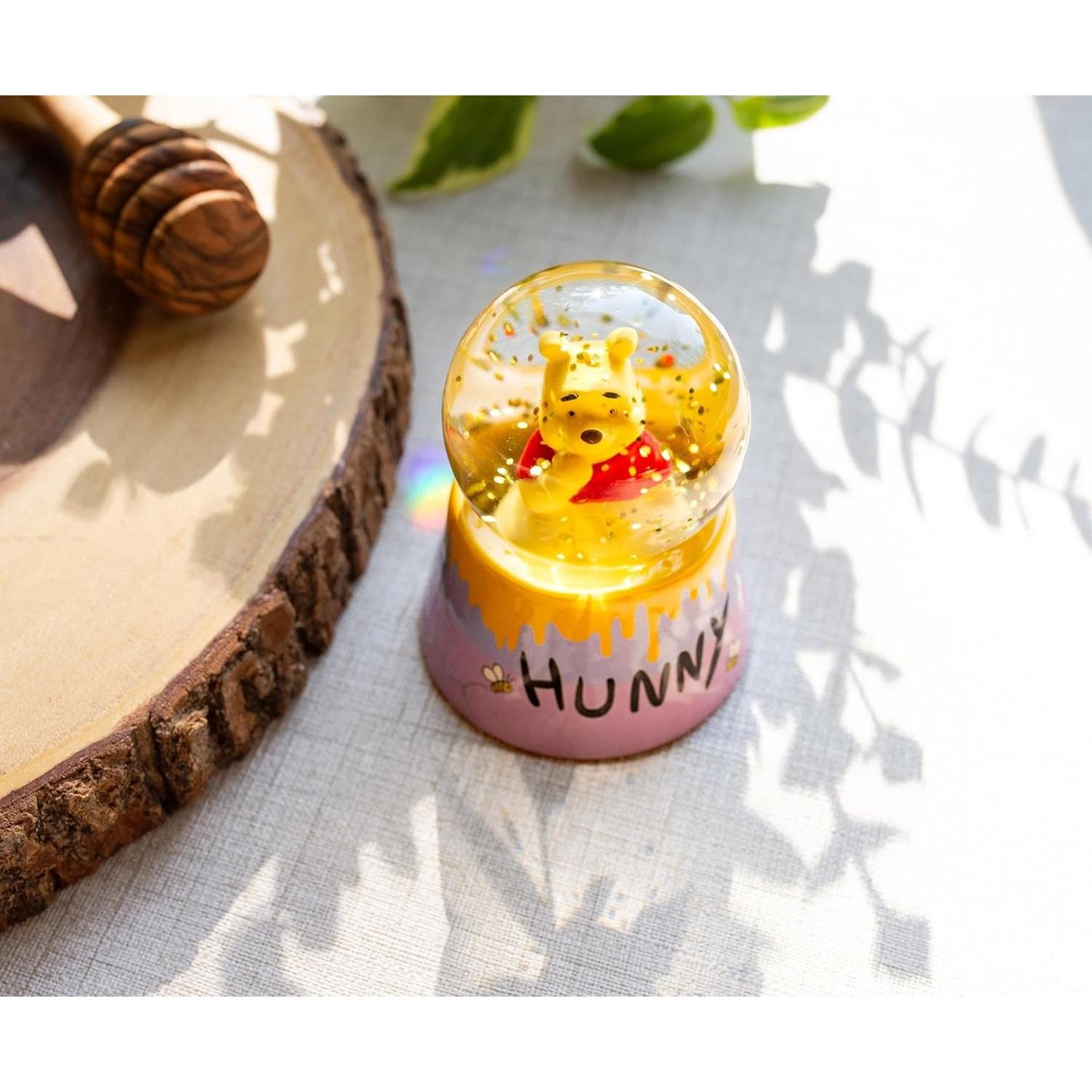 Globo de Nieve Winnie the Pooh Silver Buffalo 10.9 cm