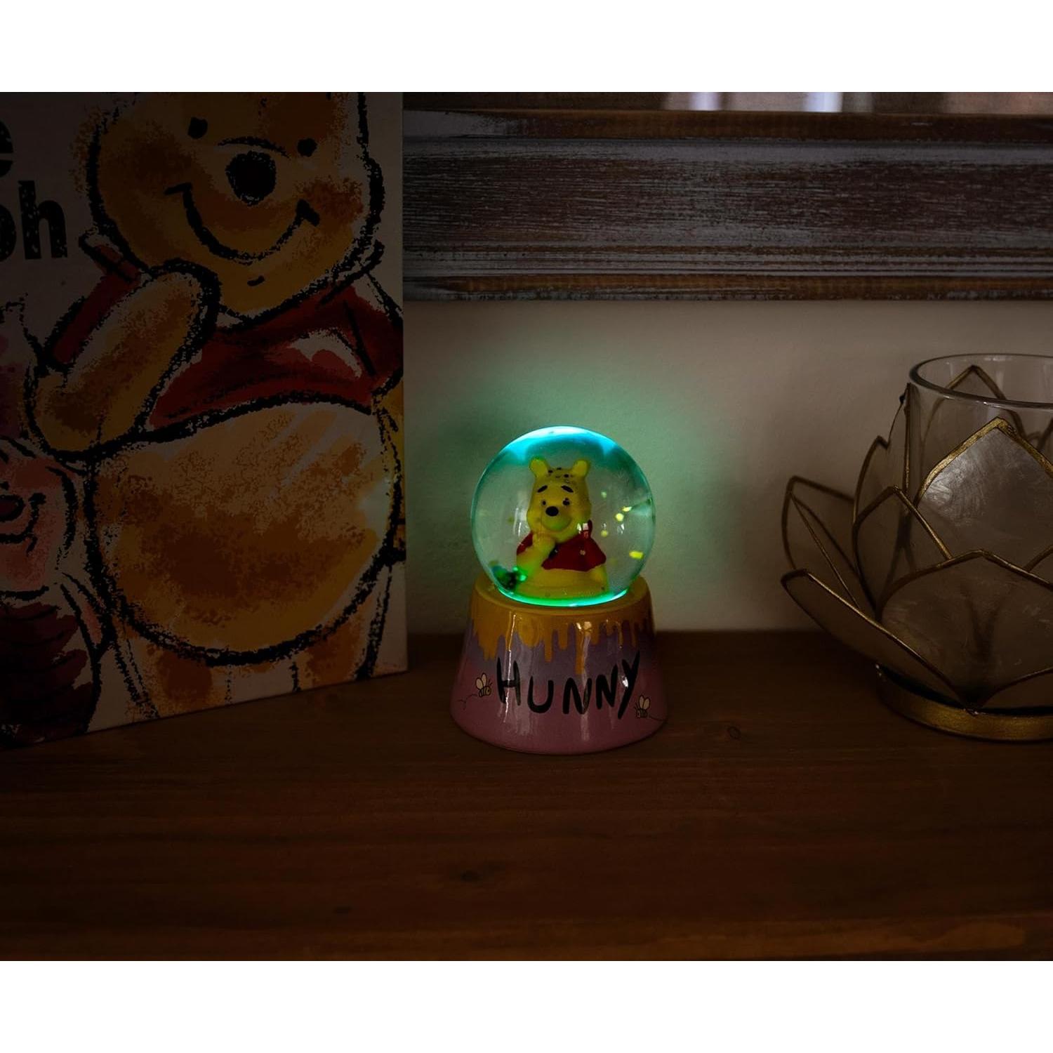 Globo de Nieve Winnie the Pooh Silver Buffalo 10.9 cm