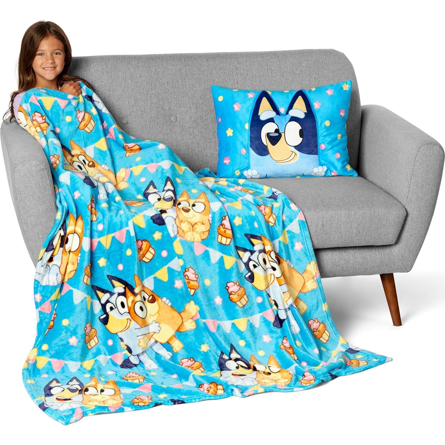 Manta y Almohada Bluey Cachorros de Fiesta 127x152 cm