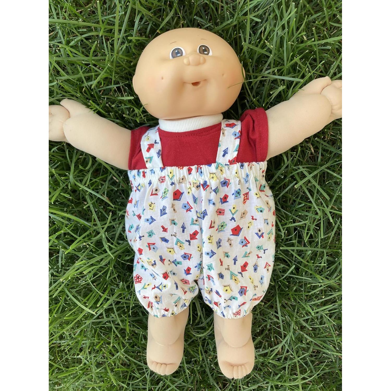 Mono corto rojo para muñecas Cabbage Patch 14" (35.56 cm)