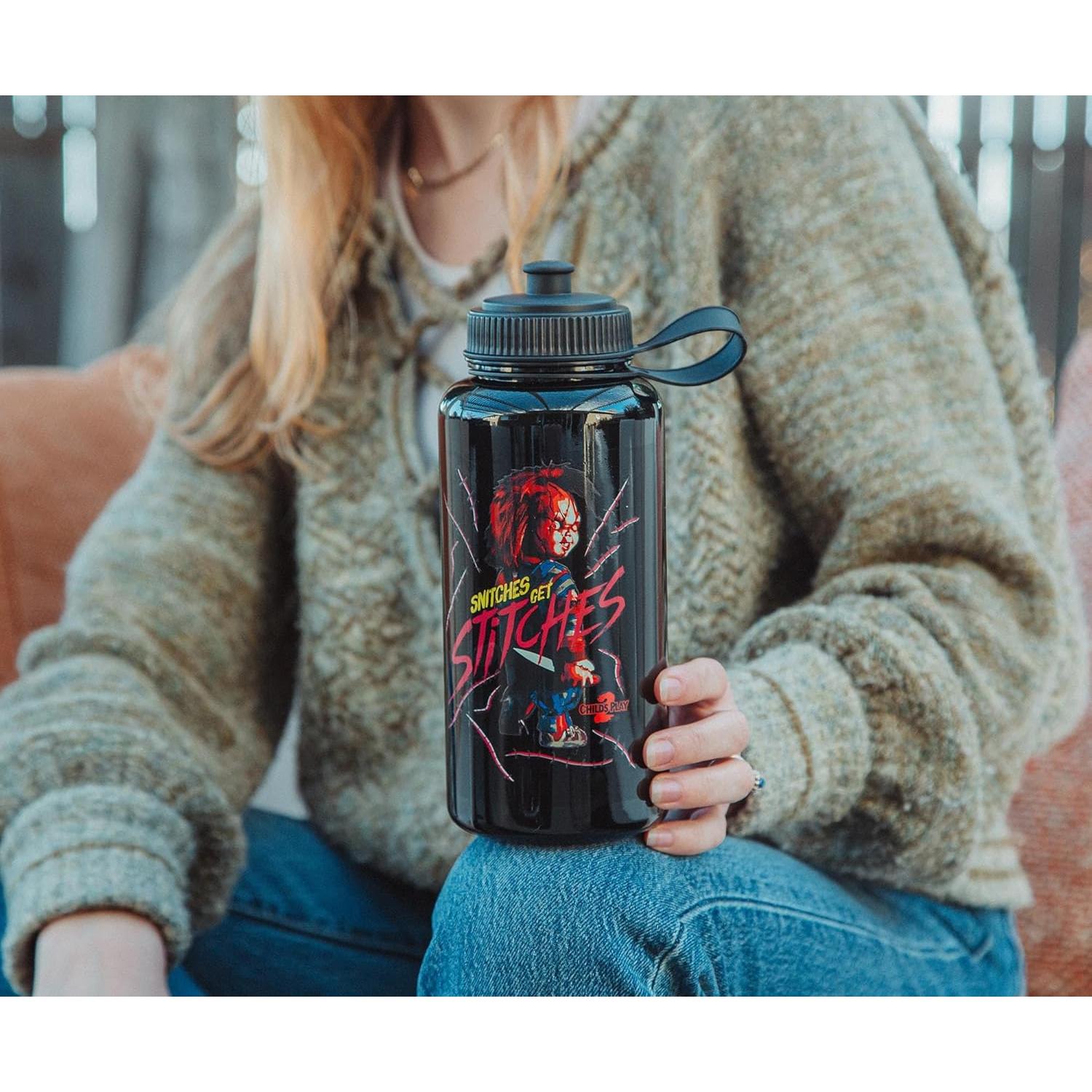 Botella de Agua Chucky Child's Play 2 1007 ml con Tapa Deportiva