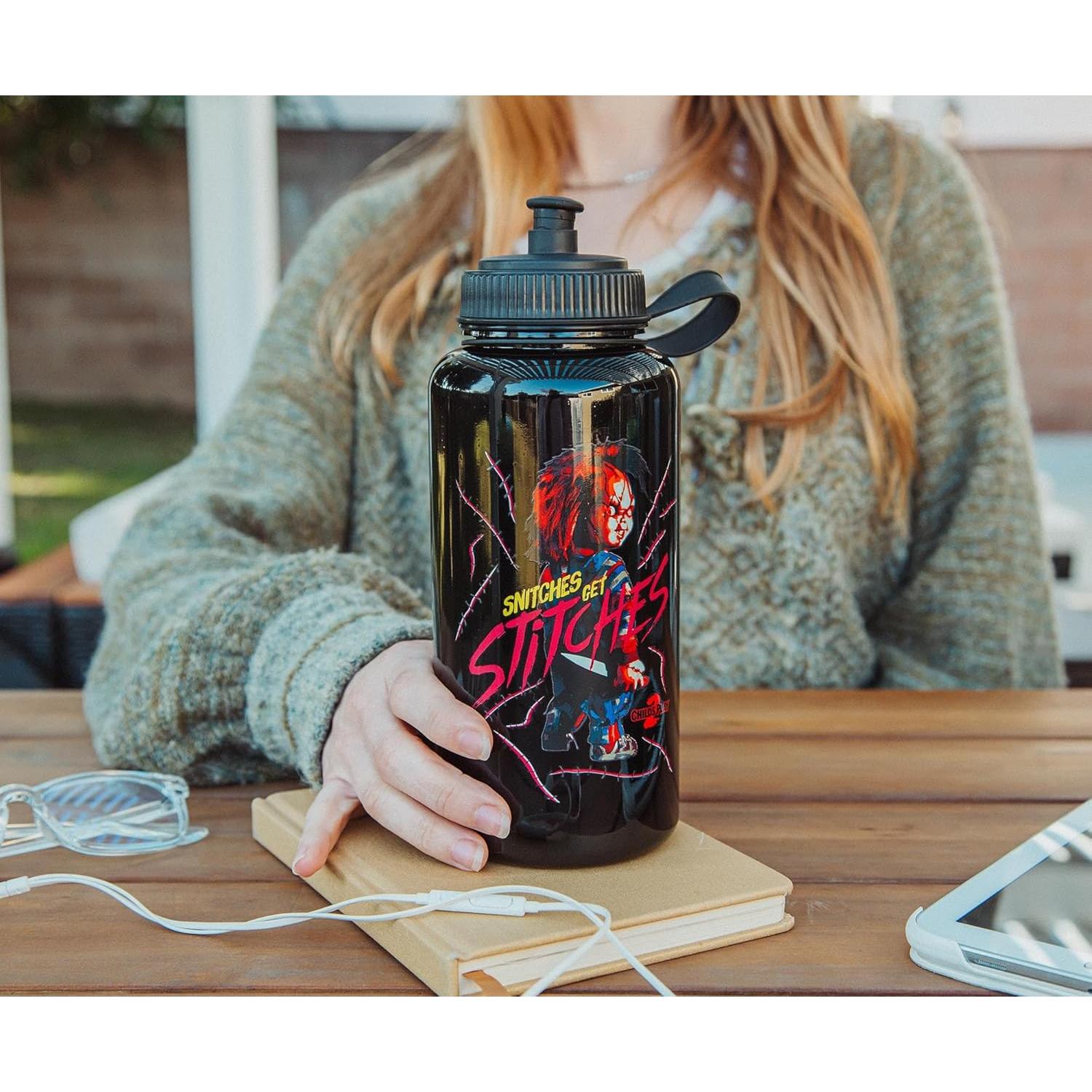 Botella de Agua Chucky Child's Play 2 1007 ml con Tapa Deportiva