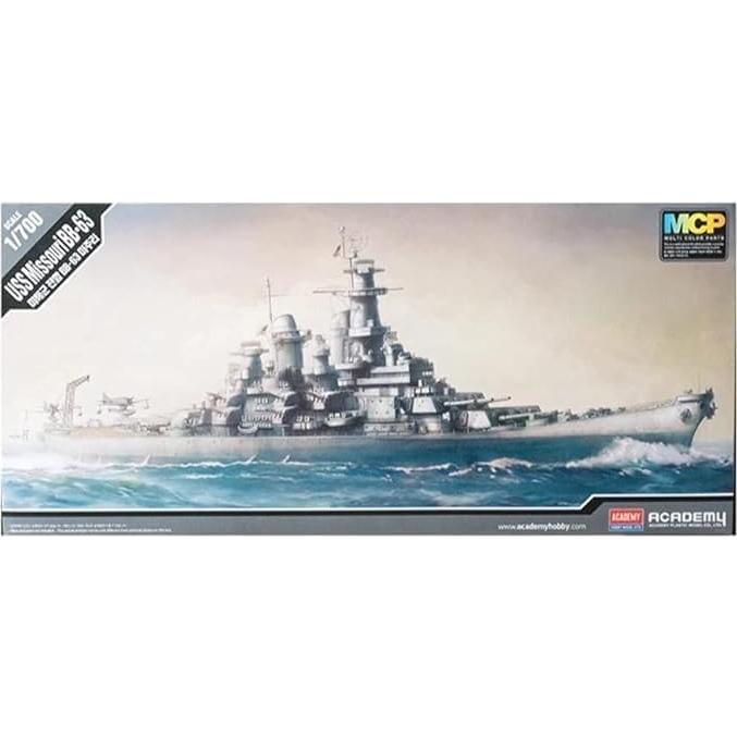 Kit de Modelo USS Missouri BB-63 Academia 1:700 Detallado