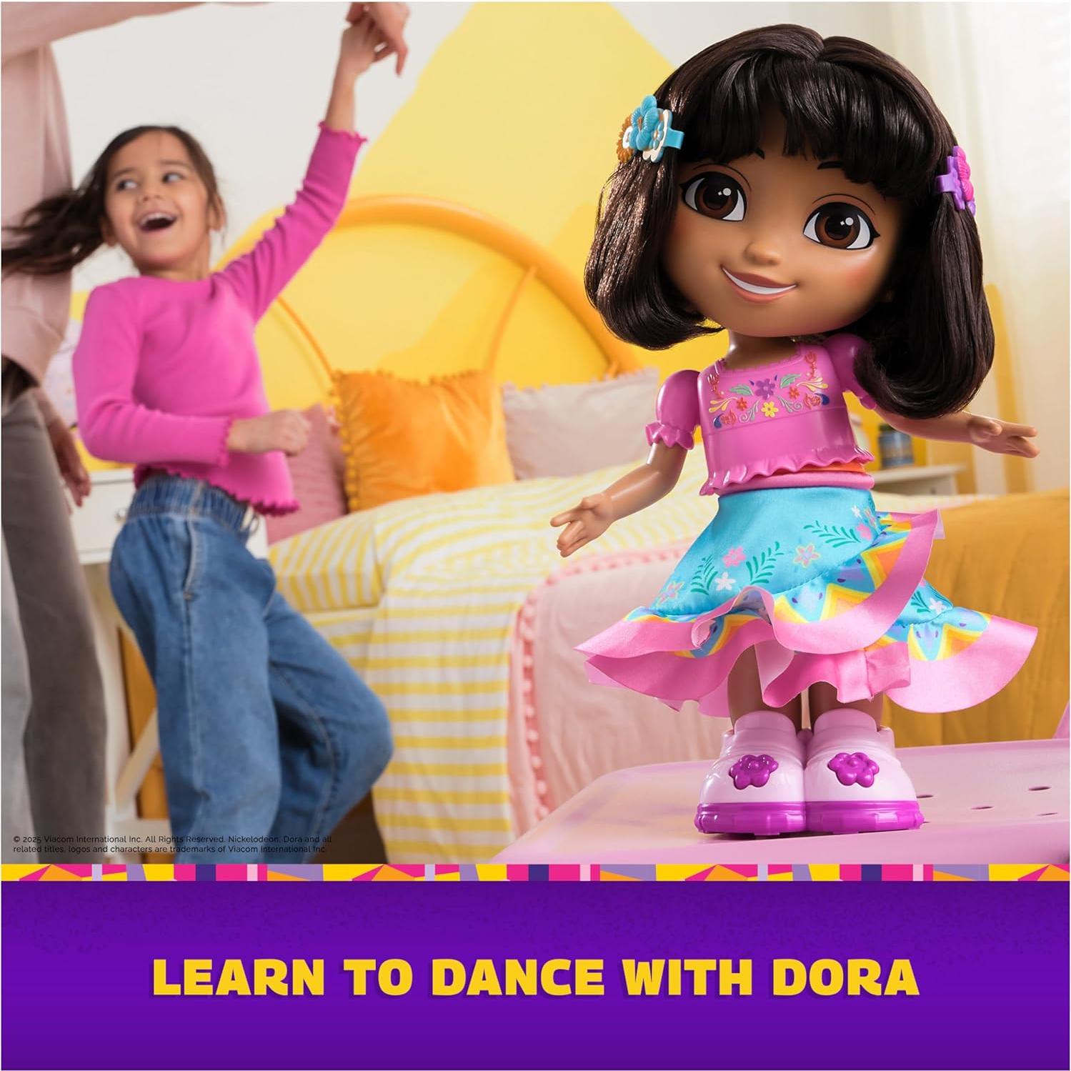 Muñeca Interactiva Baila con Me Dora - 2 Faldas, Frases Bilingües