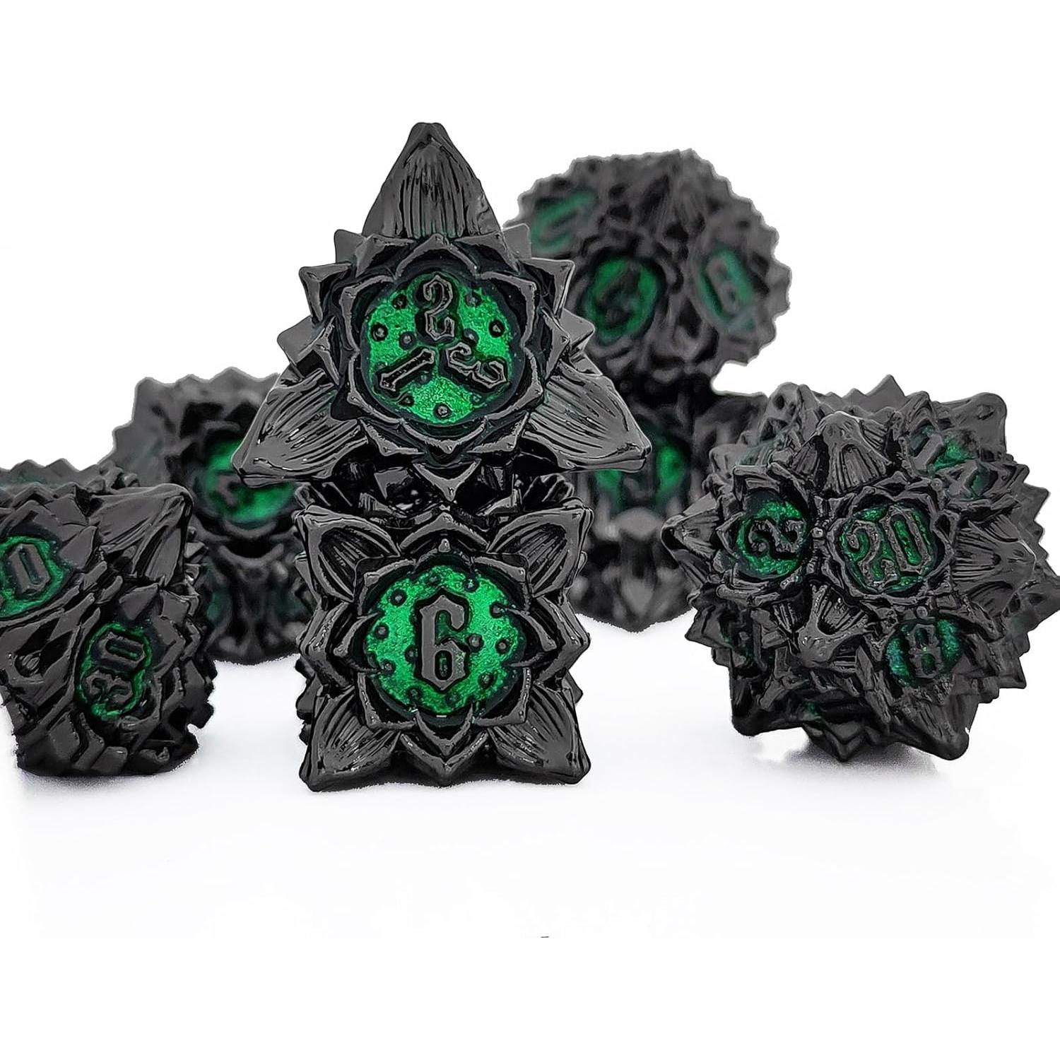 Juego de Dados de Metal 7 Piezas con Bolsa de Almacenamiento Verde