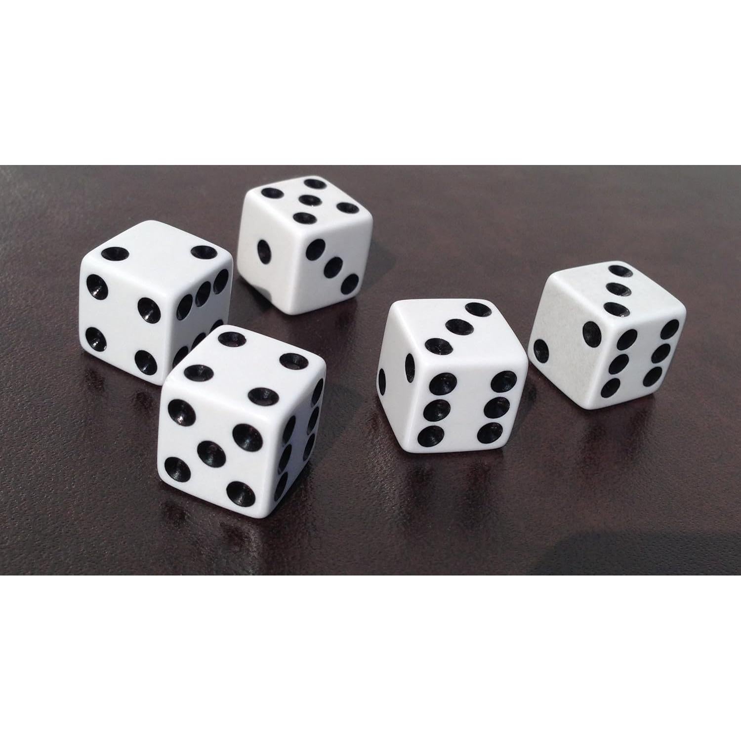 Juego de Copas para Dados Alex Cramer 6 Piezas en Estuche de Nogal