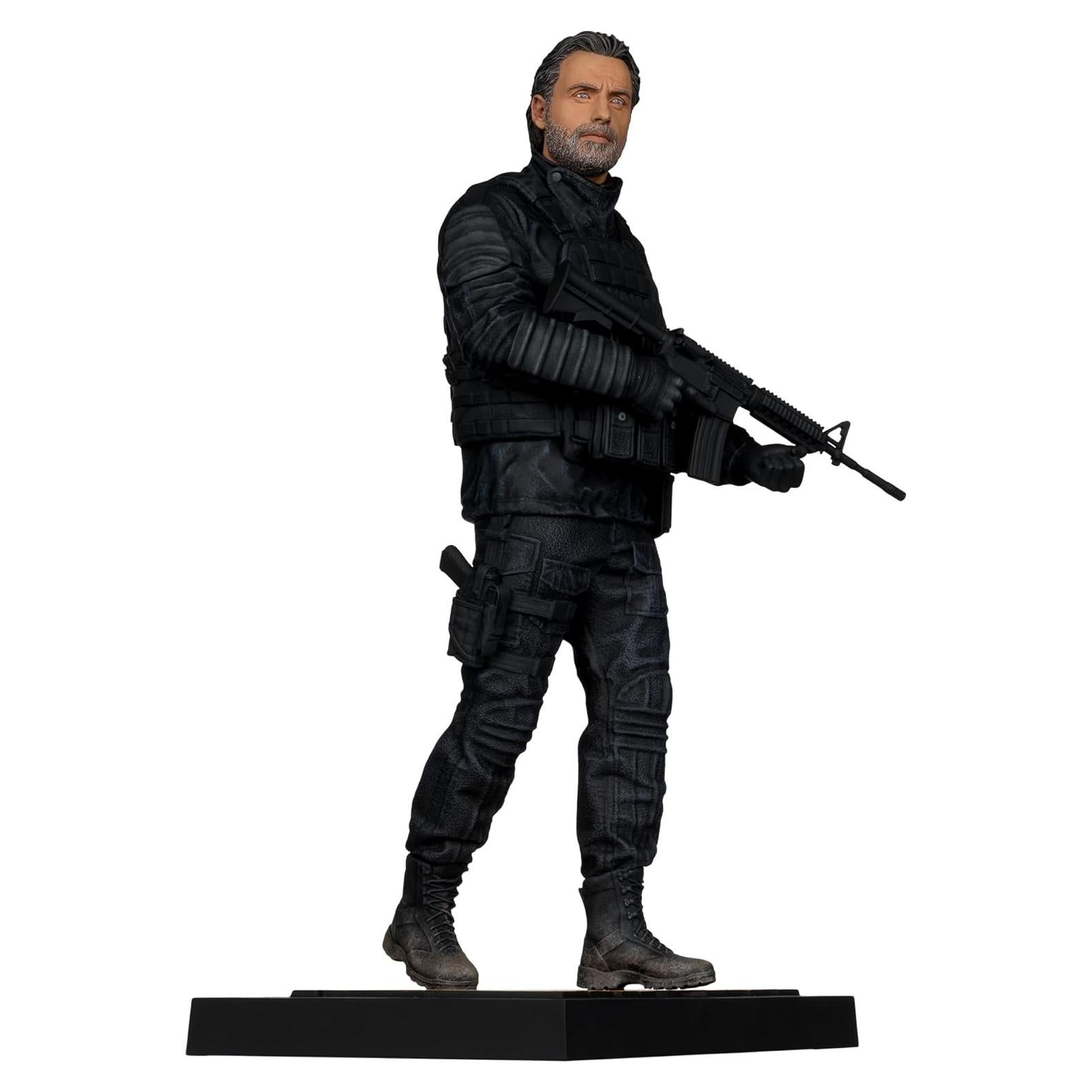 Estatua Deluxe Rick Grimes 1:6 McFarlane Toys 31.5 cm