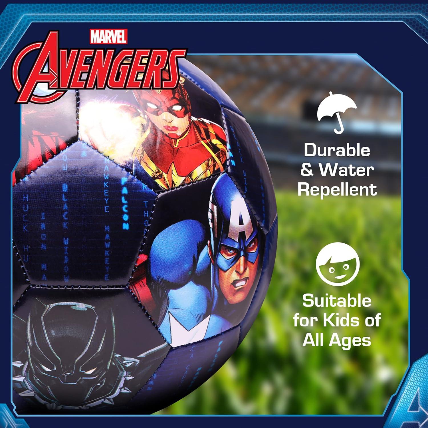 Balón de Fútbol Capelli Sport Marvel Avengers Tamaño 5