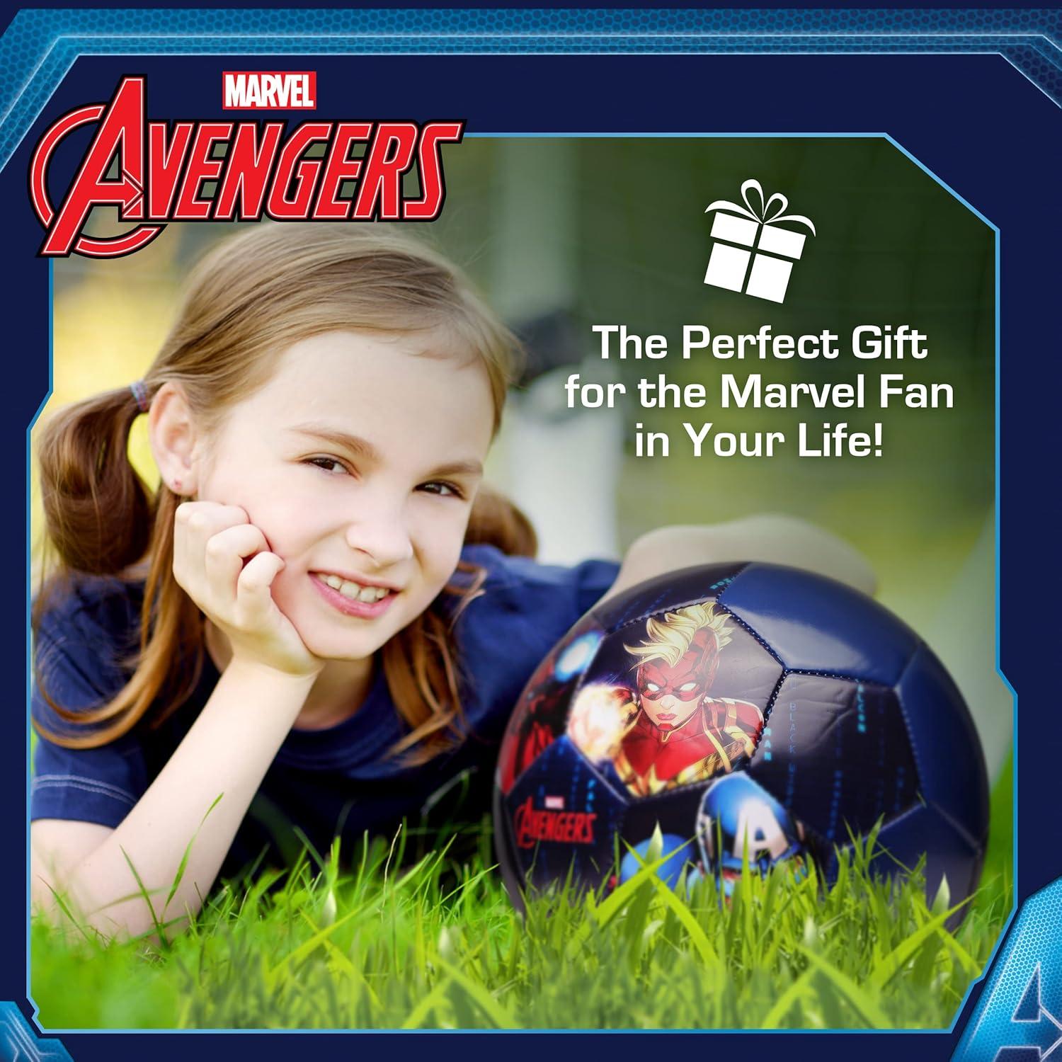 Balón de Fútbol Capelli Sport Marvel Avengers Tamaño 5