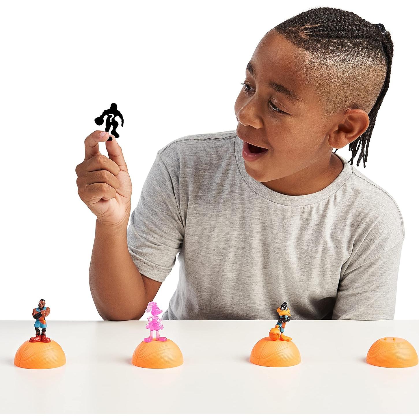 Figuras de Acción Space Jam Moose Toys - Paquete de 4 - LeBron, Pato Lucas, Lola Bunny