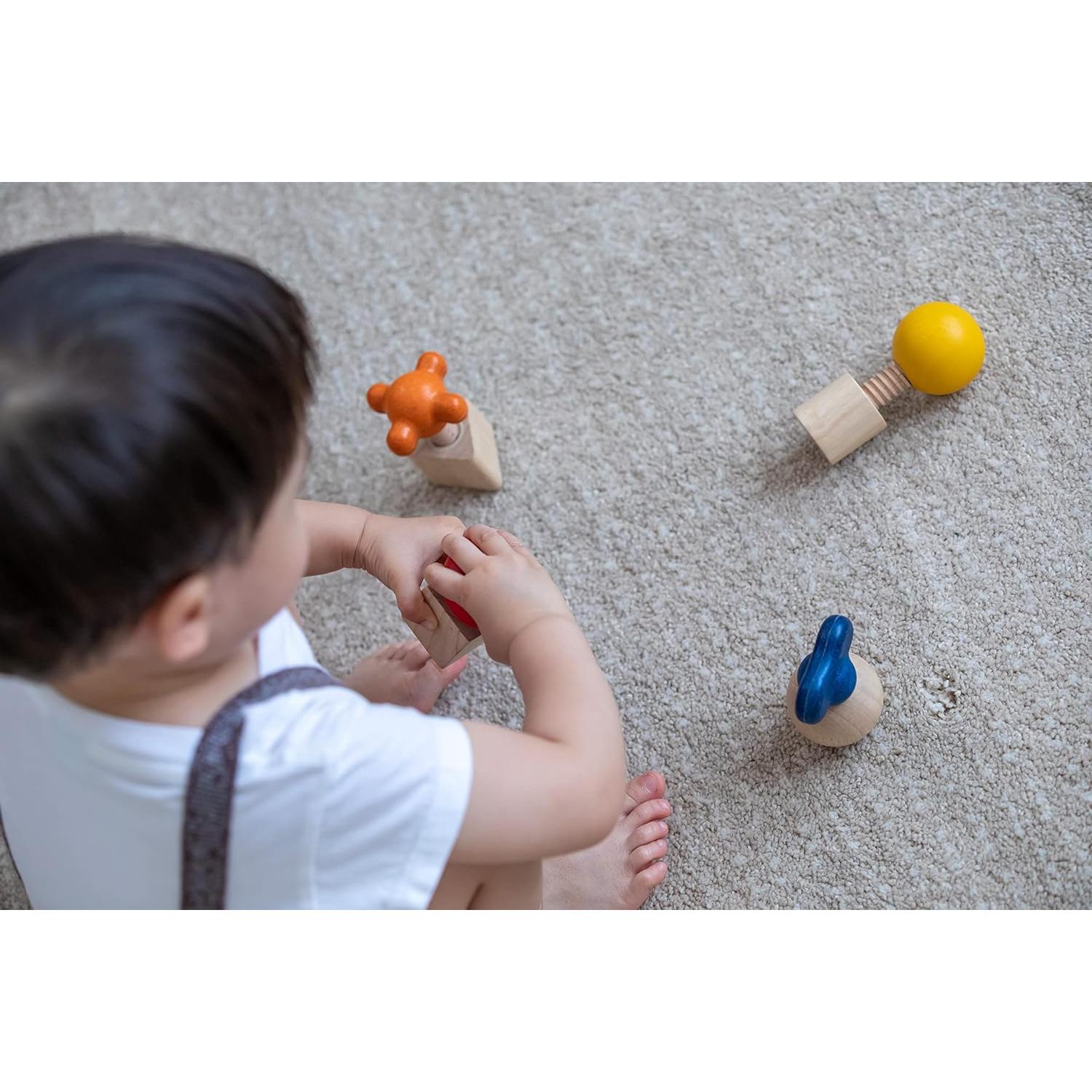 PlanToys Juego de Nueces y Tornillos 5455 - 2 a 3 años