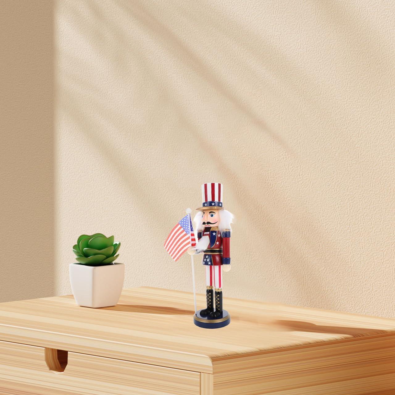 Títere Cascanueces de Madera Cabilock 25.4 cm Patriótico