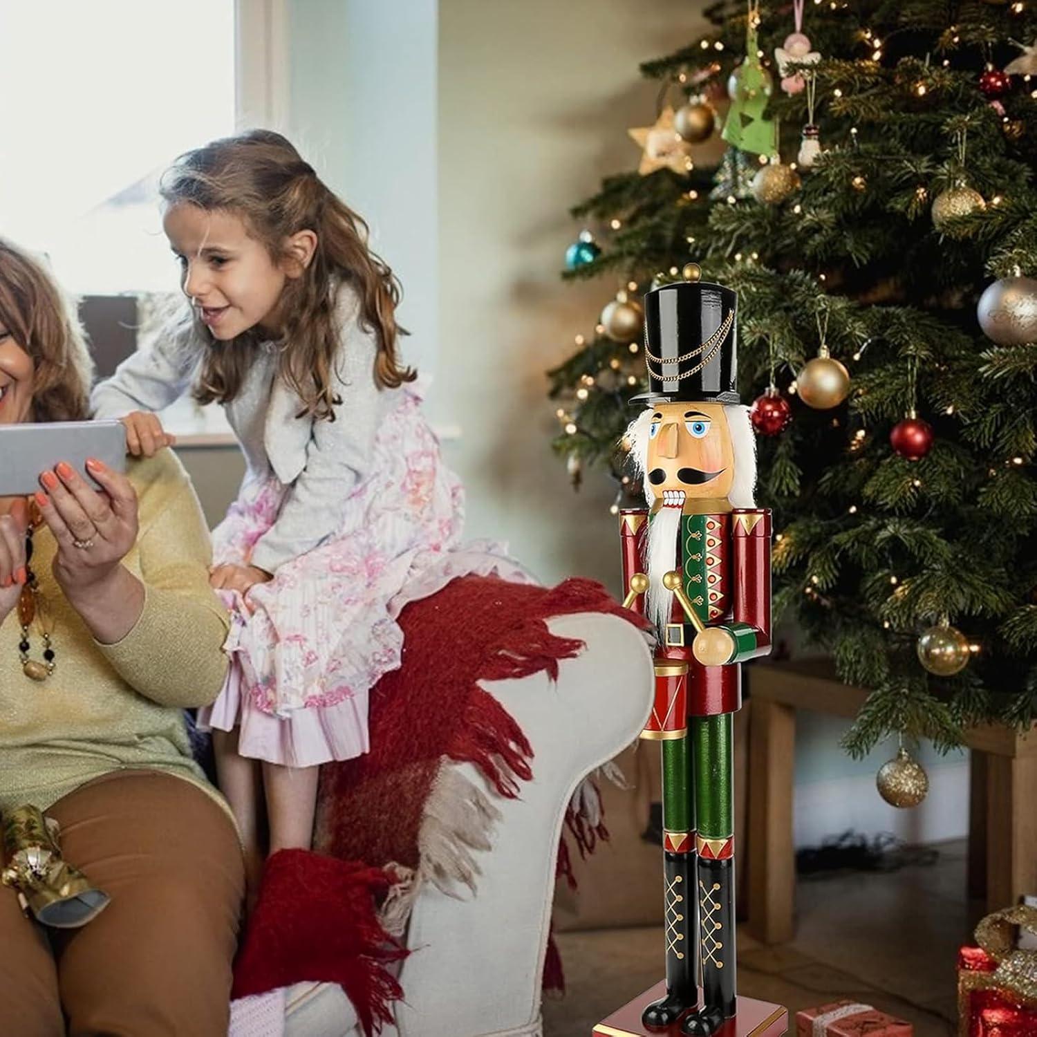 Figura de Soldado de Nuez de Madera AMOR PRESENT 91.44 cm