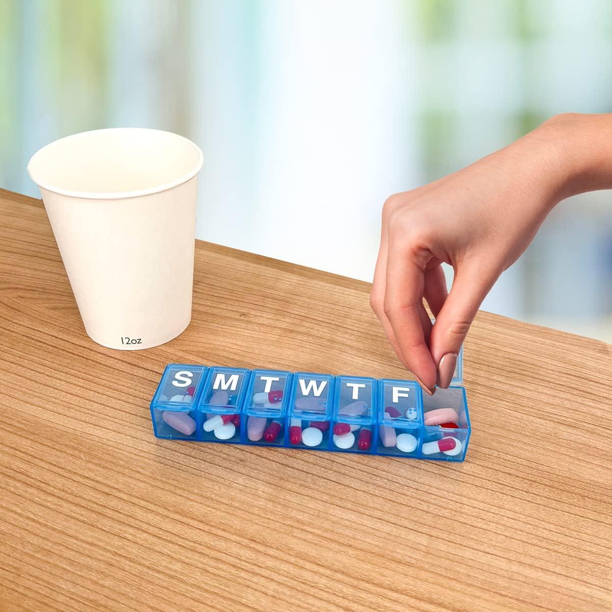 Organizador de Pastillas Semanal Amazon Basic Care Azul