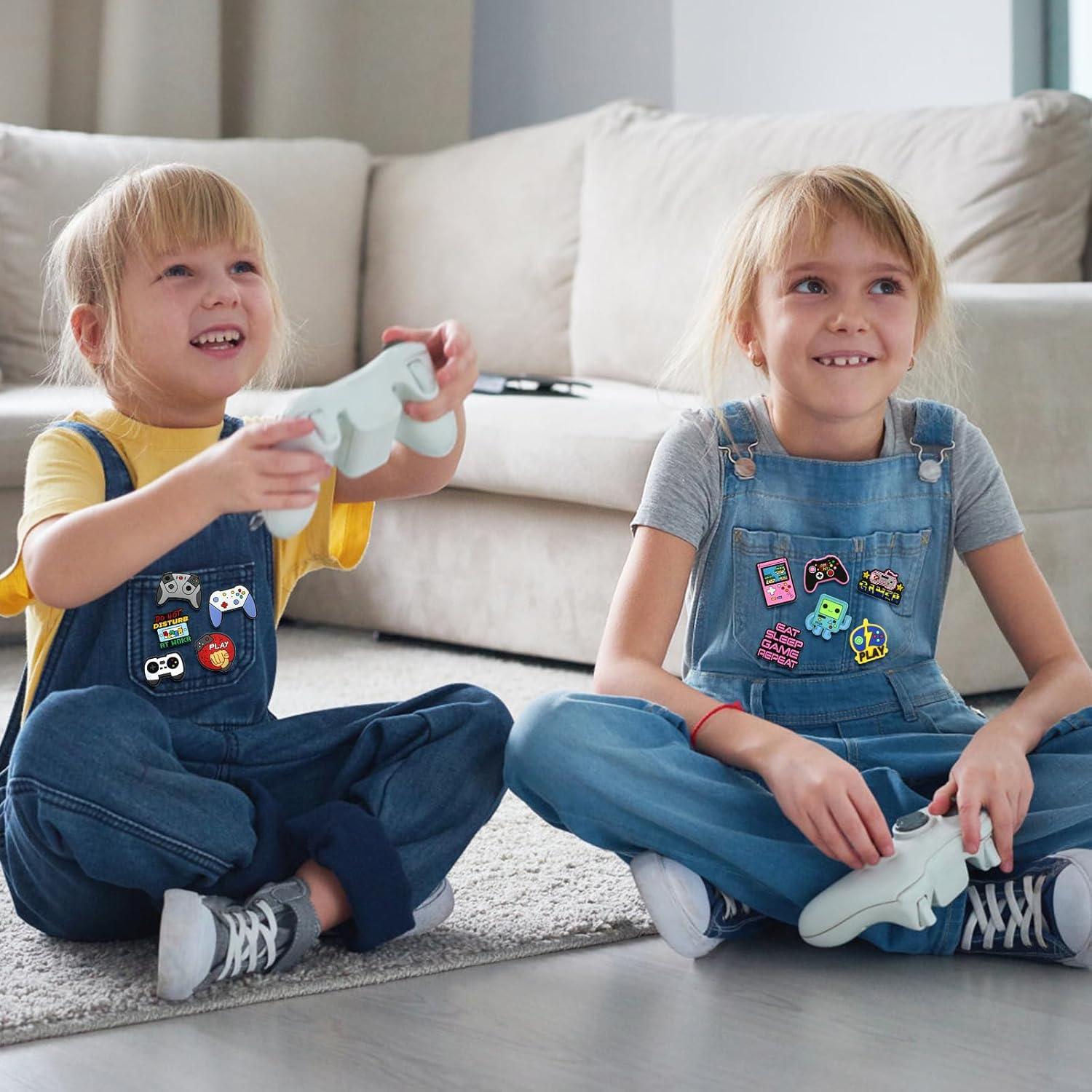 Pines de Solapa Kawaii 50 Piezas PVC para Mochilas y Ropa