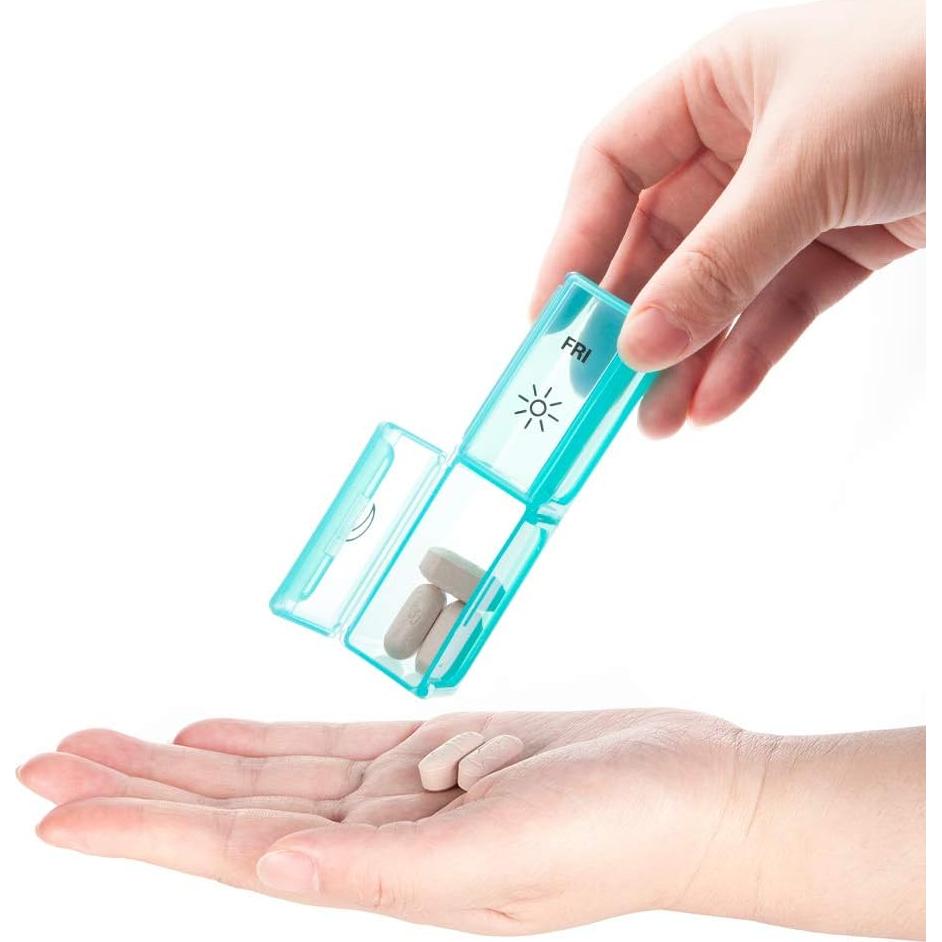 Organizador de Pastillas BUG HULL Semanal Grande 8 Piezas