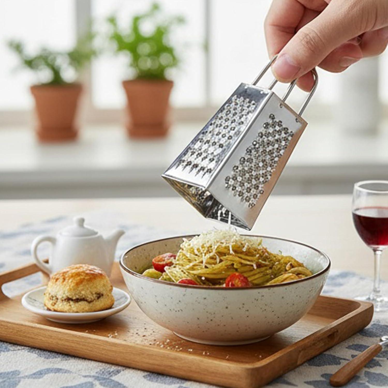 Juego de 4 Ralladores de Acero Inoxidable Dranvosk Mini