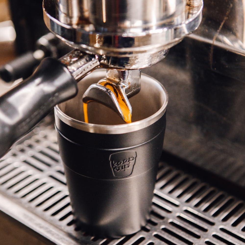 Taza de Café Reutilizable KeepCup 16oz Acero Inoxidable Aislado