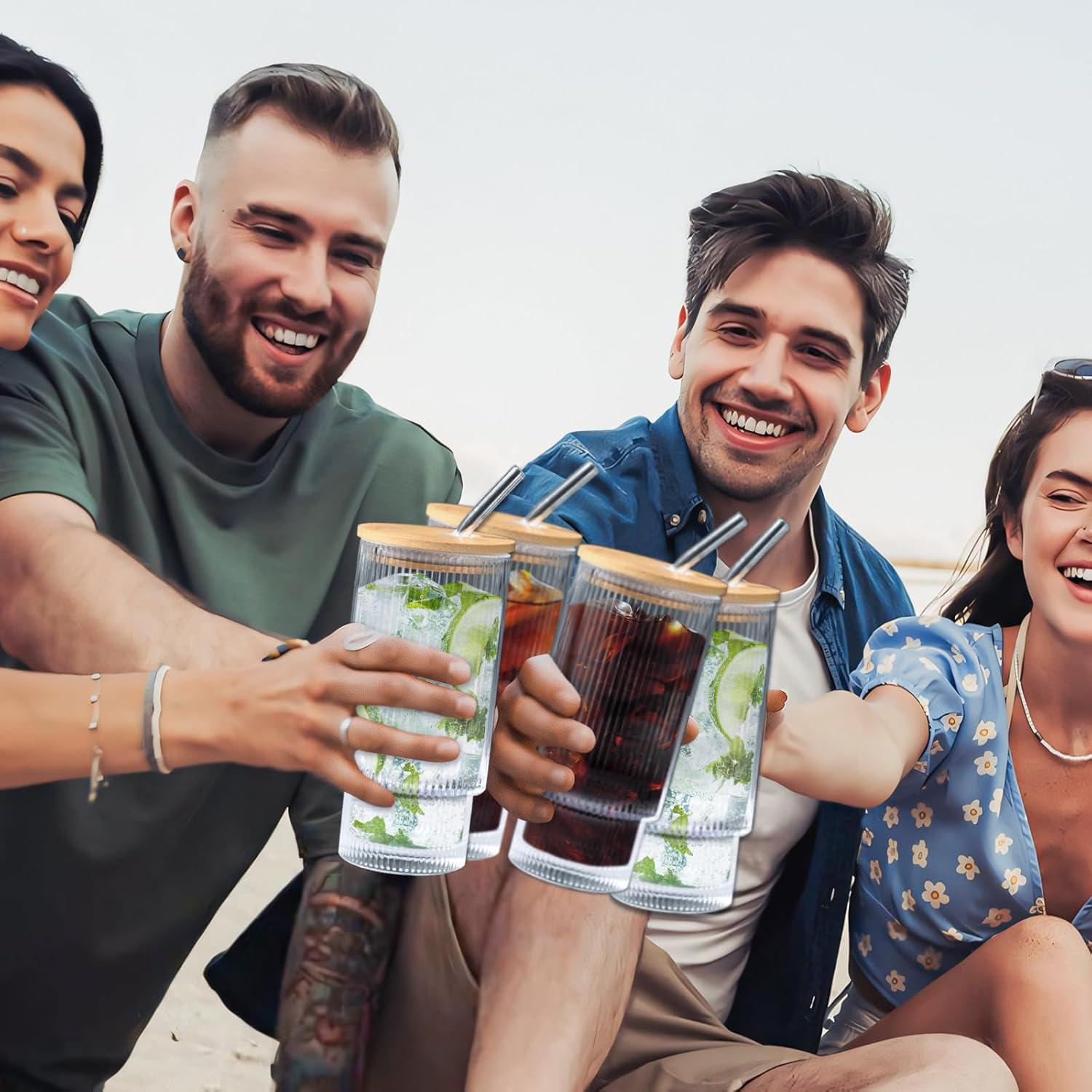 Vasos de Vidrio Estriados AFINSEA 480ml con Tapa y Pajitas