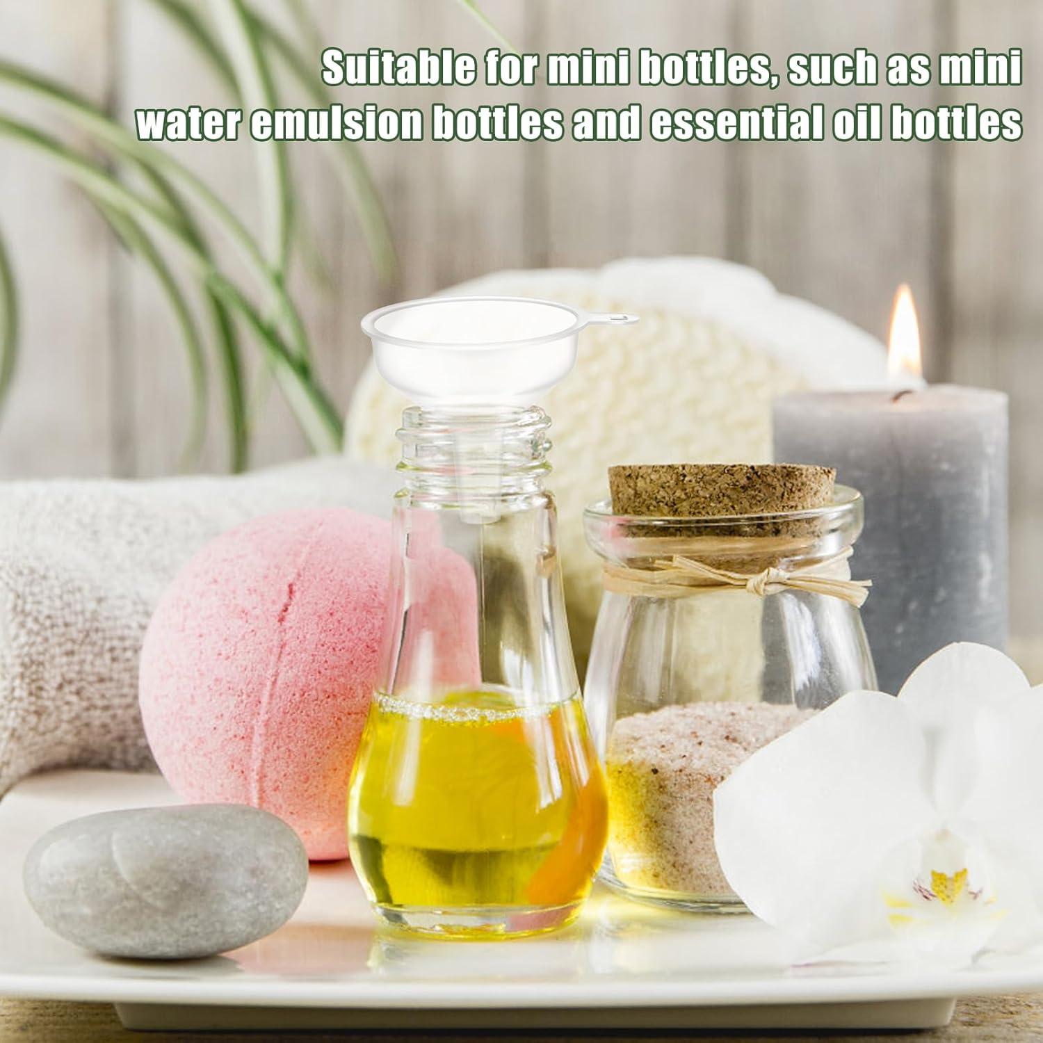 8 Mini Embudos de Plástico Asofelk 5x5.5cm para Cocina y Laboratorio