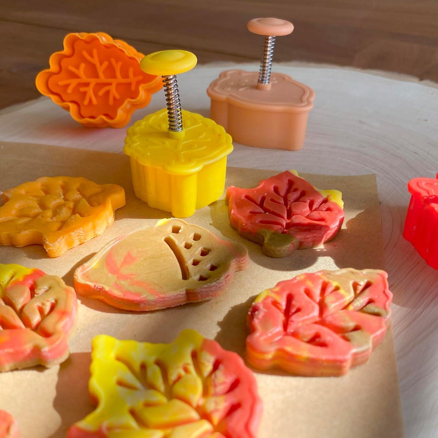 Conjunto de Cortadores de Galletas R&M 4 Piezas Hojas Otoño