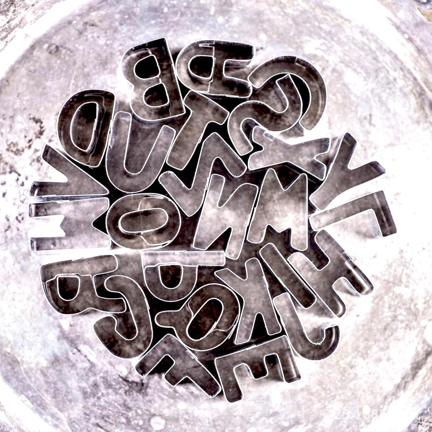 Juego de Cortadores de Galletas Alfabeto 26 Piezas RHUISHU