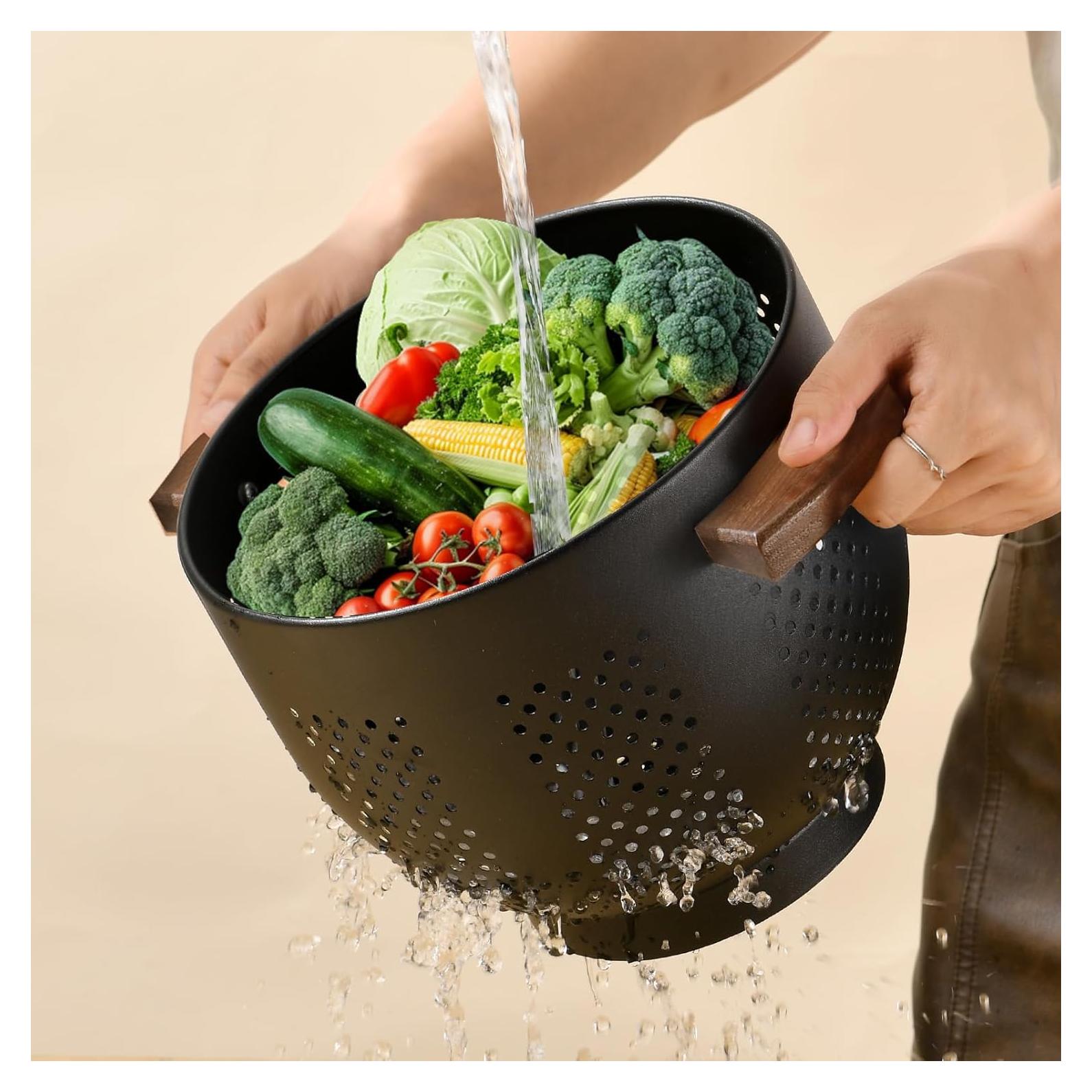 Colador de Metal ANABIUP 5.8QT con Mango de Madera Negro Mate