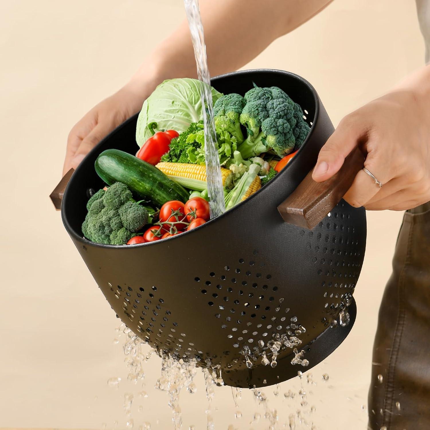 Colador de Metal ANABIUP 5.8QT con Mango de Madera Negro Mate