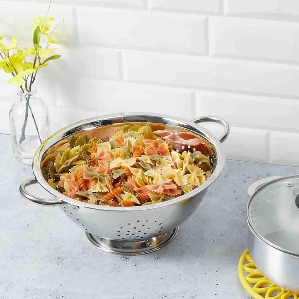 Colador de Acero Inoxidable Home Basics 7 QT (6.6 L) con Mangos