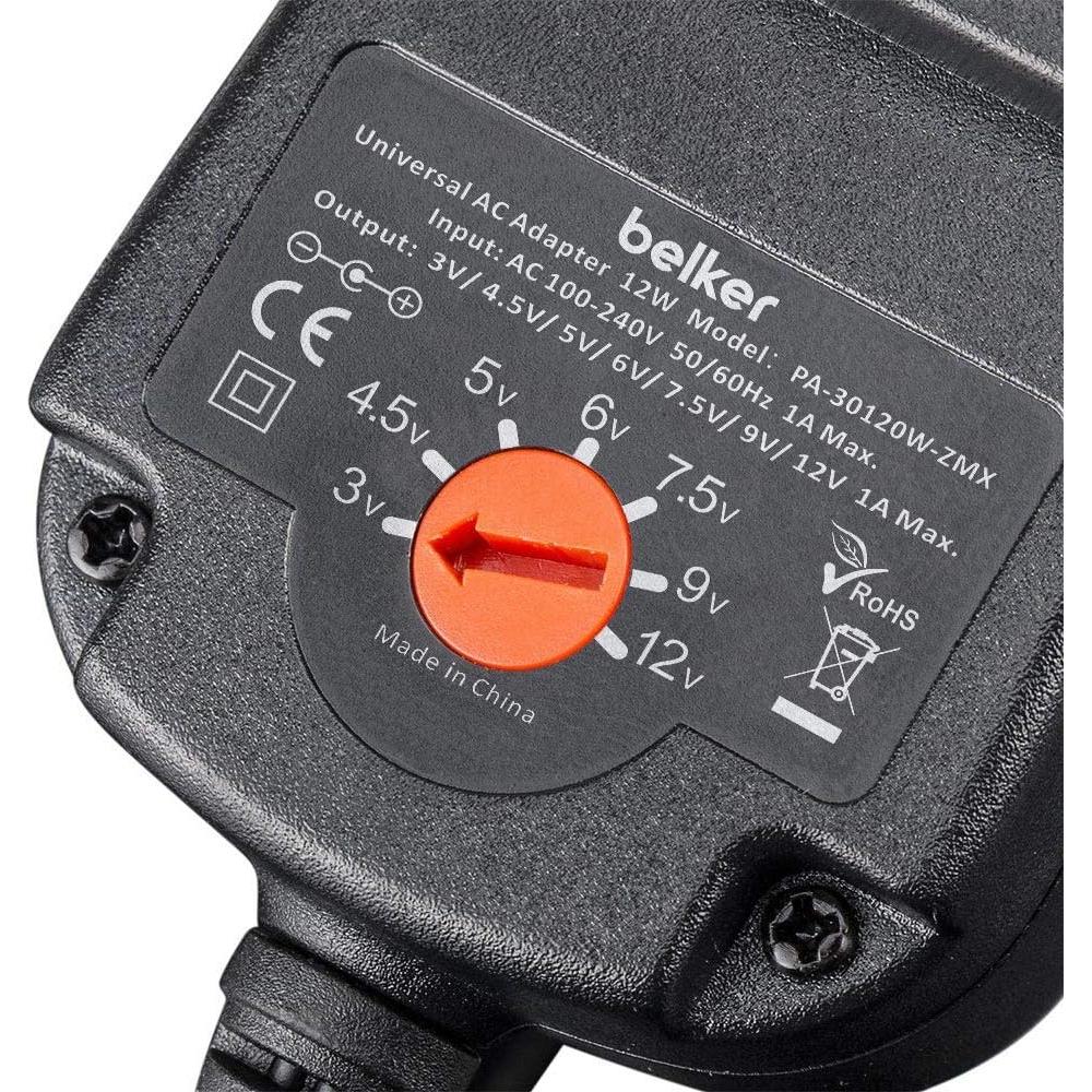 Adaptador de Voltaje Ajustable Belker 12W AC/DC 3-12V