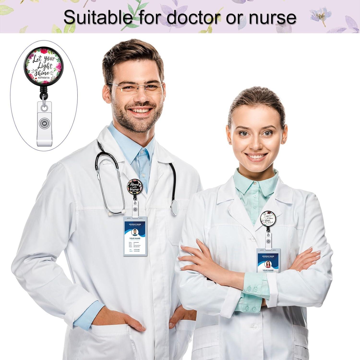 10 Piezas Soporte Insignia Retráctil Outus con Versículos