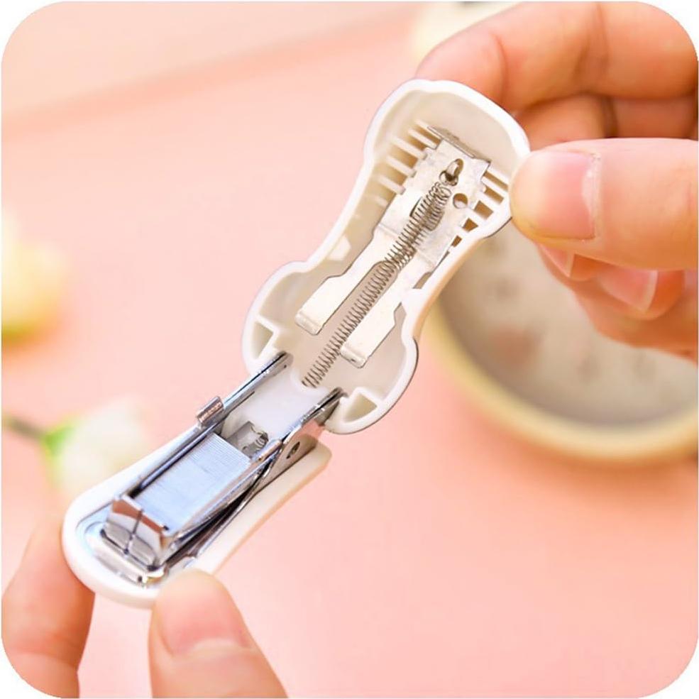 Mini Grapadora de Escritorio DECORA Panda con 1000 Grapas