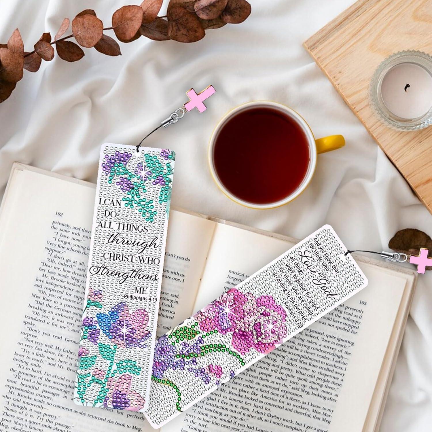 8 Marcadores de Libros Acrílicos HTTDMY con Diamantes y Cruz