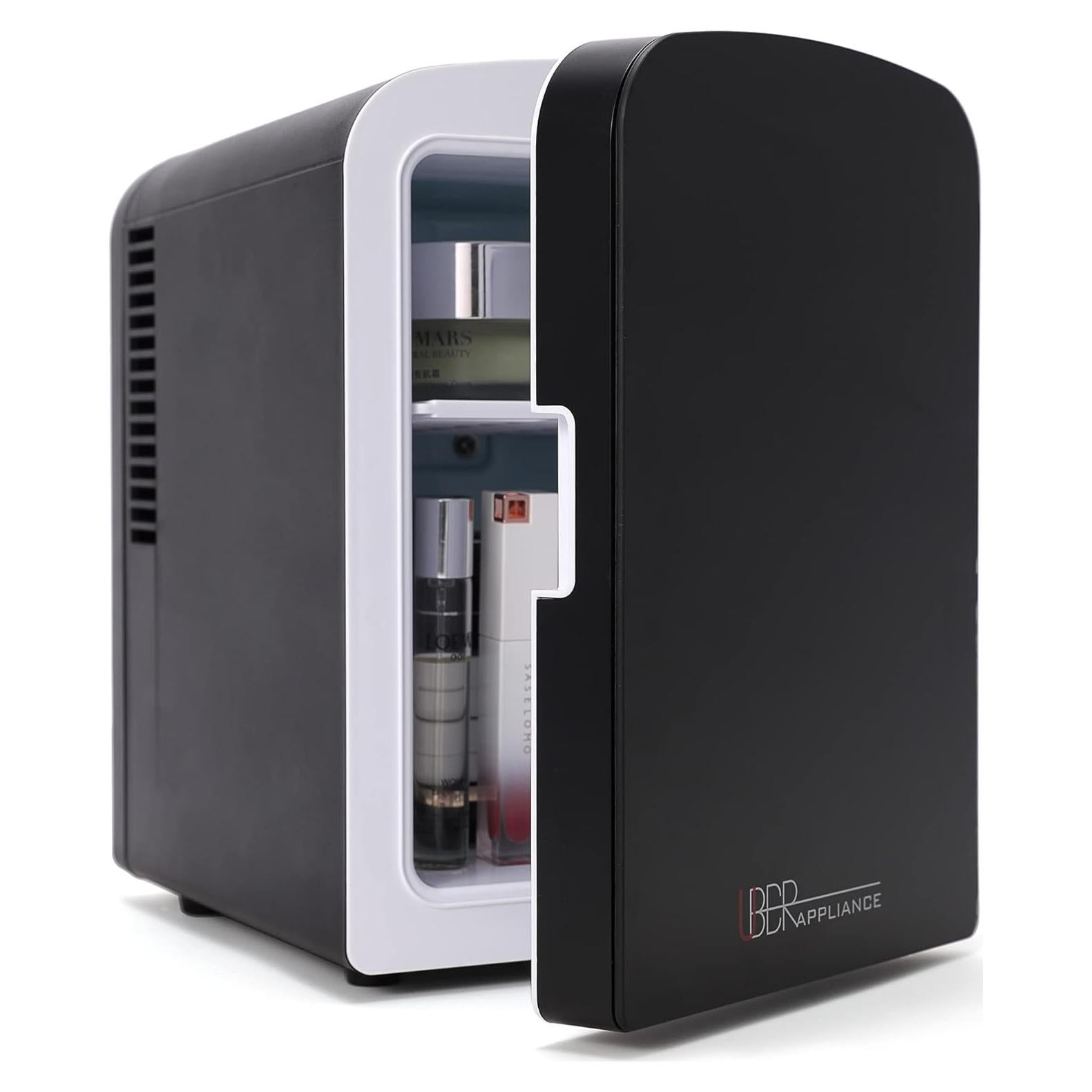 Mini Refrigerador Uber Appliance UB-CH2 Negro 4 Litros Portátil