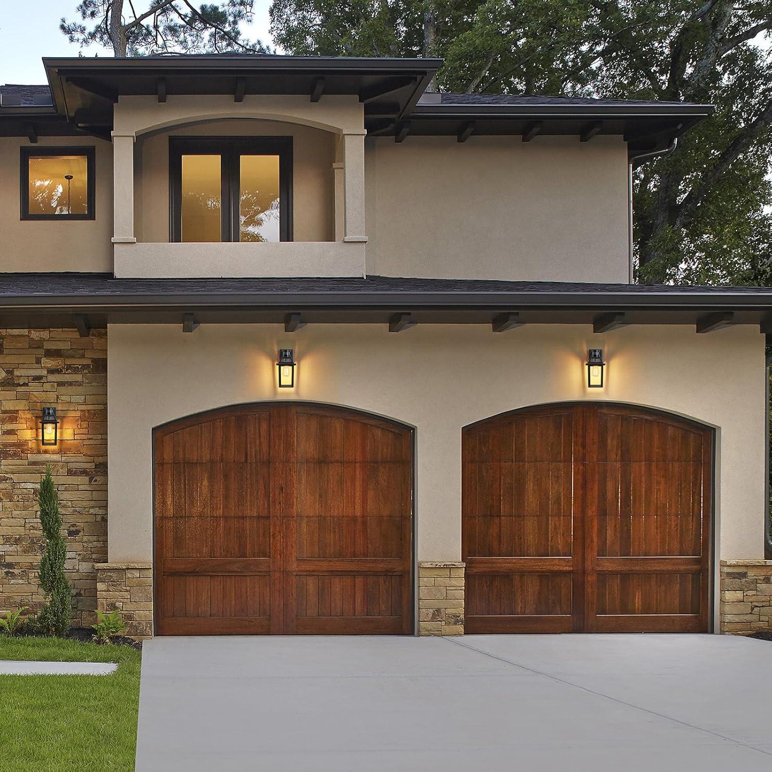 Luz de Porche Exterior YISURO con Sensor de Movimiento 3 Modos