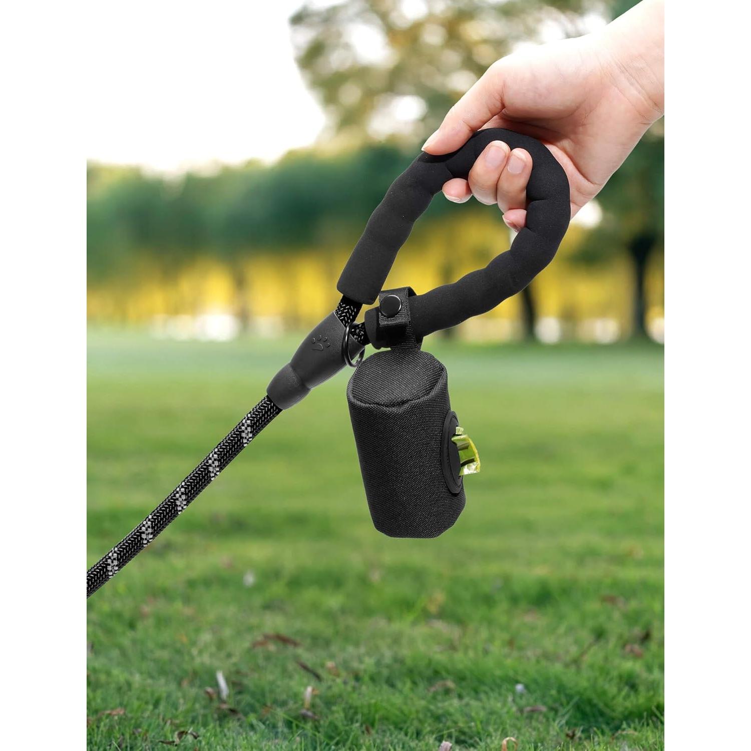 Soporte de bolsas de excremento para perros Gobeigo - Negro