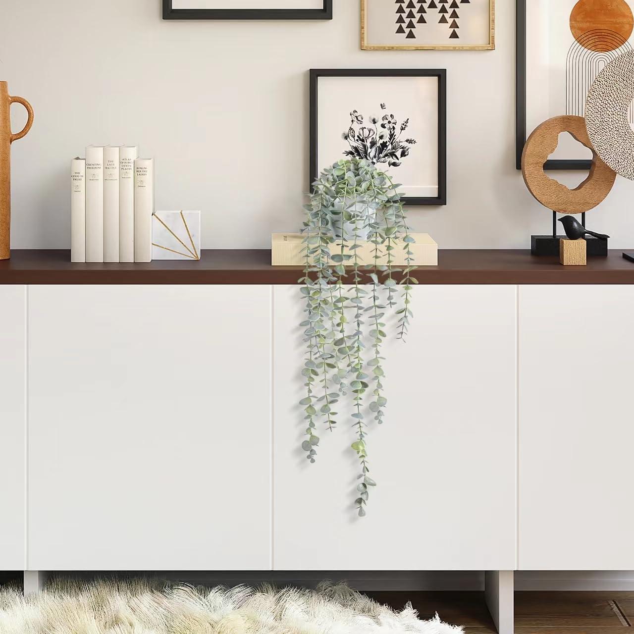 Planta Colgante Artificial Eucalipto BACAMA en Maceta Blanca 60CM