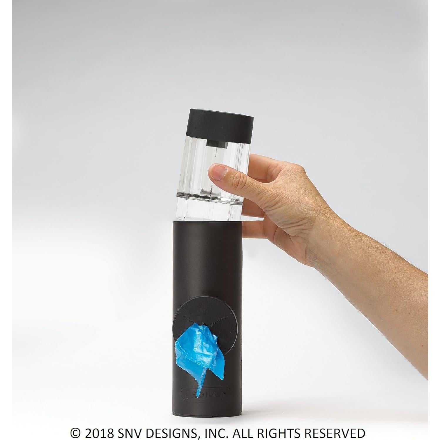 Dispensador de bolsas para perros CADILON con luz solar cambiante