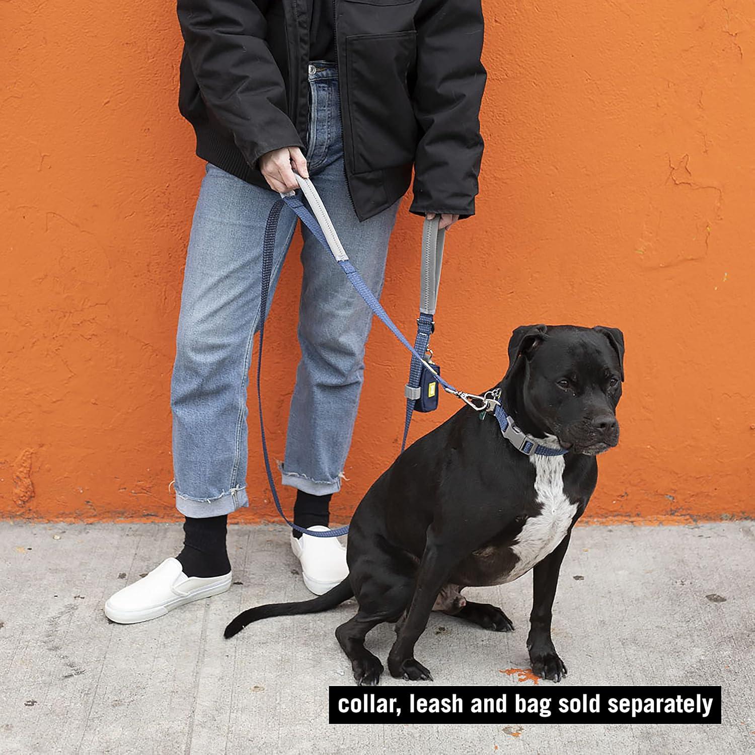 Dispensador de Bolsas de Desperdicio para Mascotas Built - Azul Marino y Amarillo