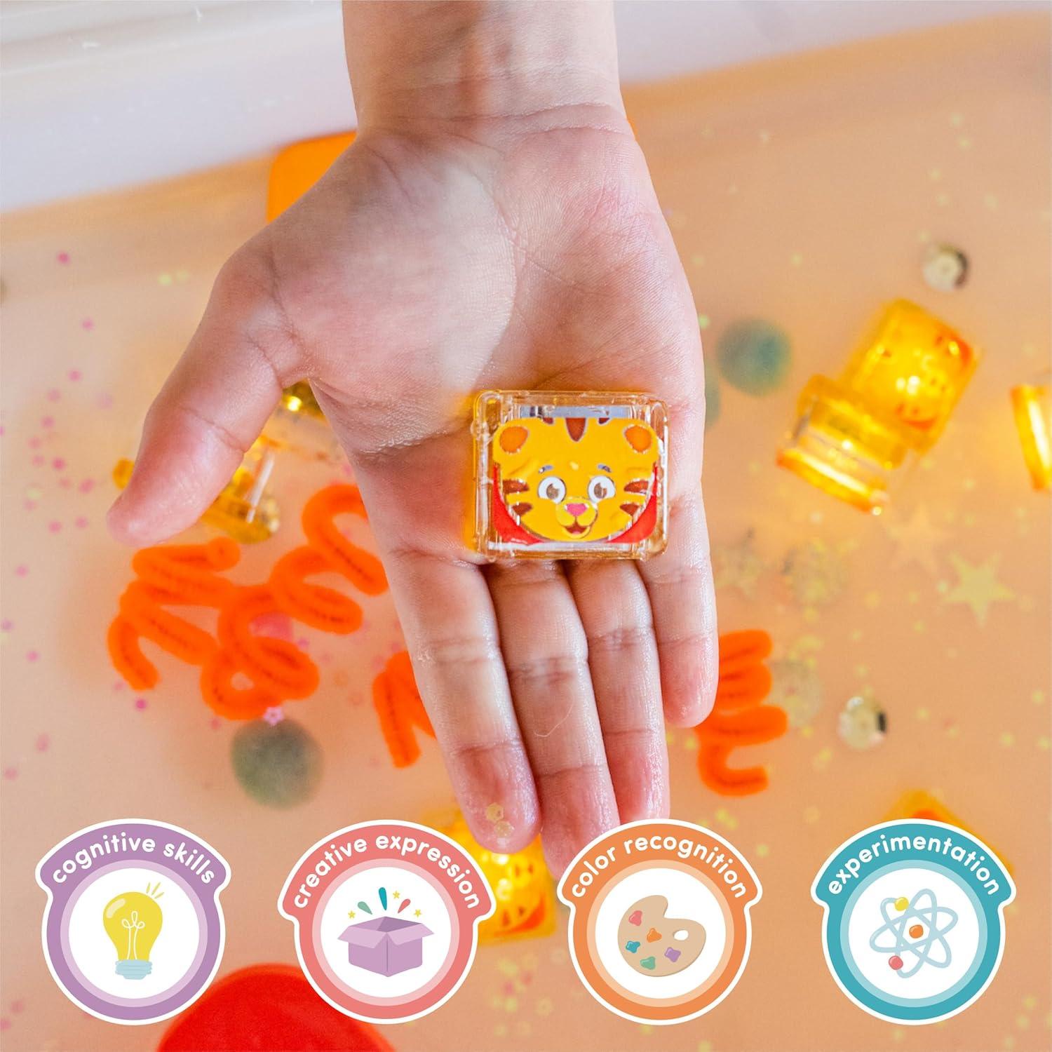 Glo Pals Cubos Iluminados Daniel Tiger Juguete de Baño 4 Unidades