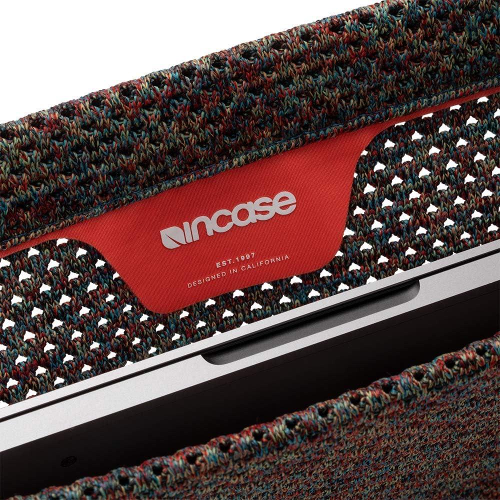 Funda Incase Slip Sleeve PerformaKnit para Laptop 13" Burst