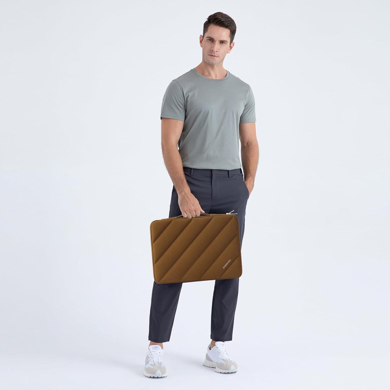 Funda Protectora para Laptop 17" DOMISO Caramelo Impermeable