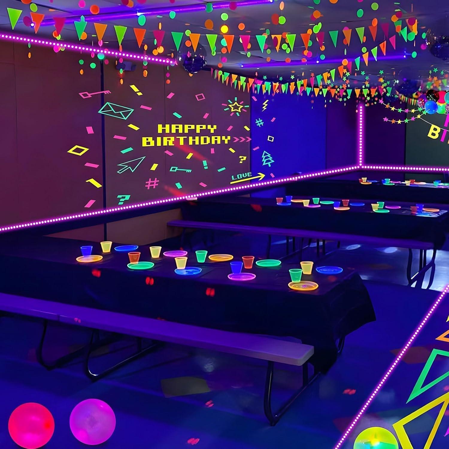 Tira de luces negras 24m THECHAM con control remoto 1440 LEDs