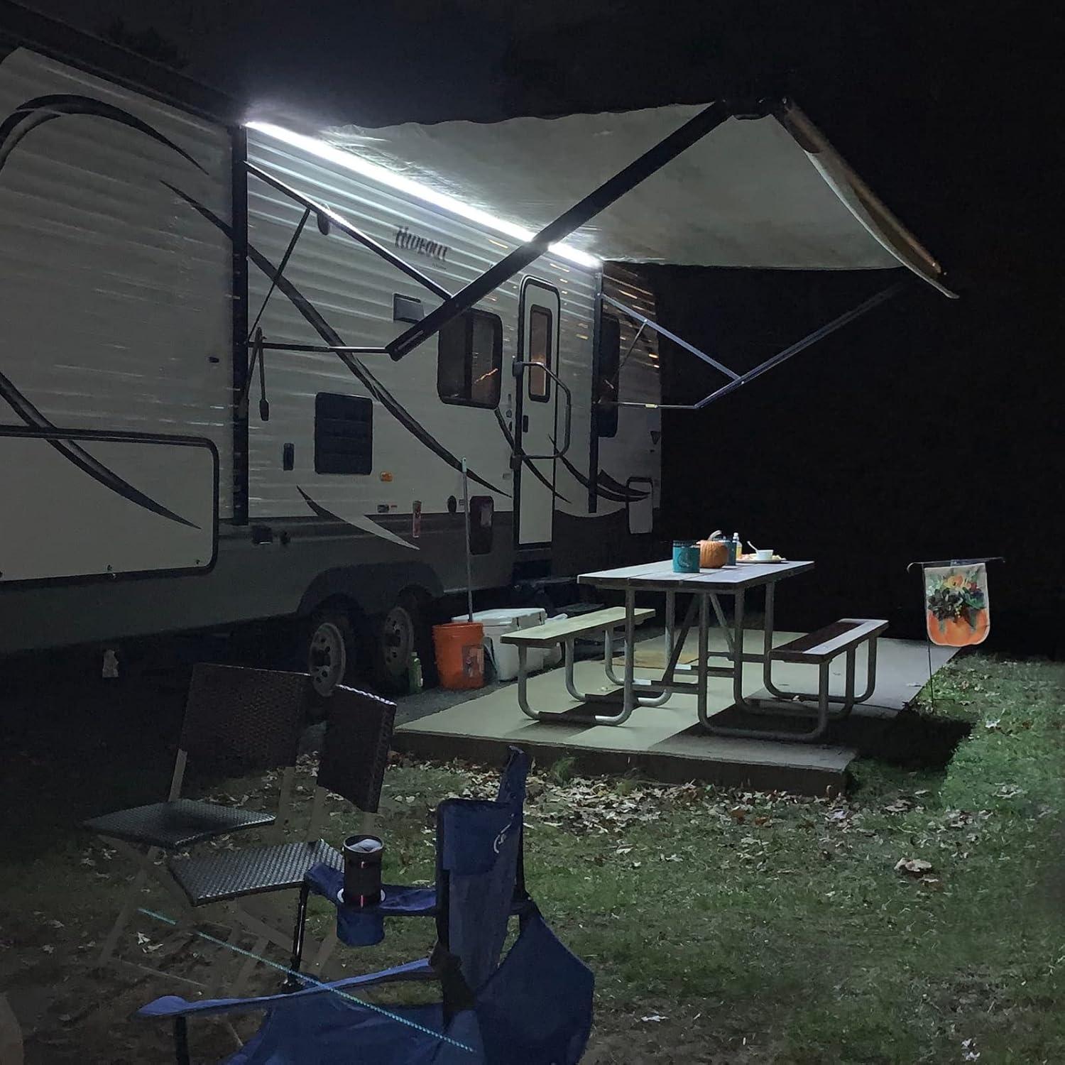 Luces LED de Toldo RV EXCELFU 20FT 12V RGB Impermeables