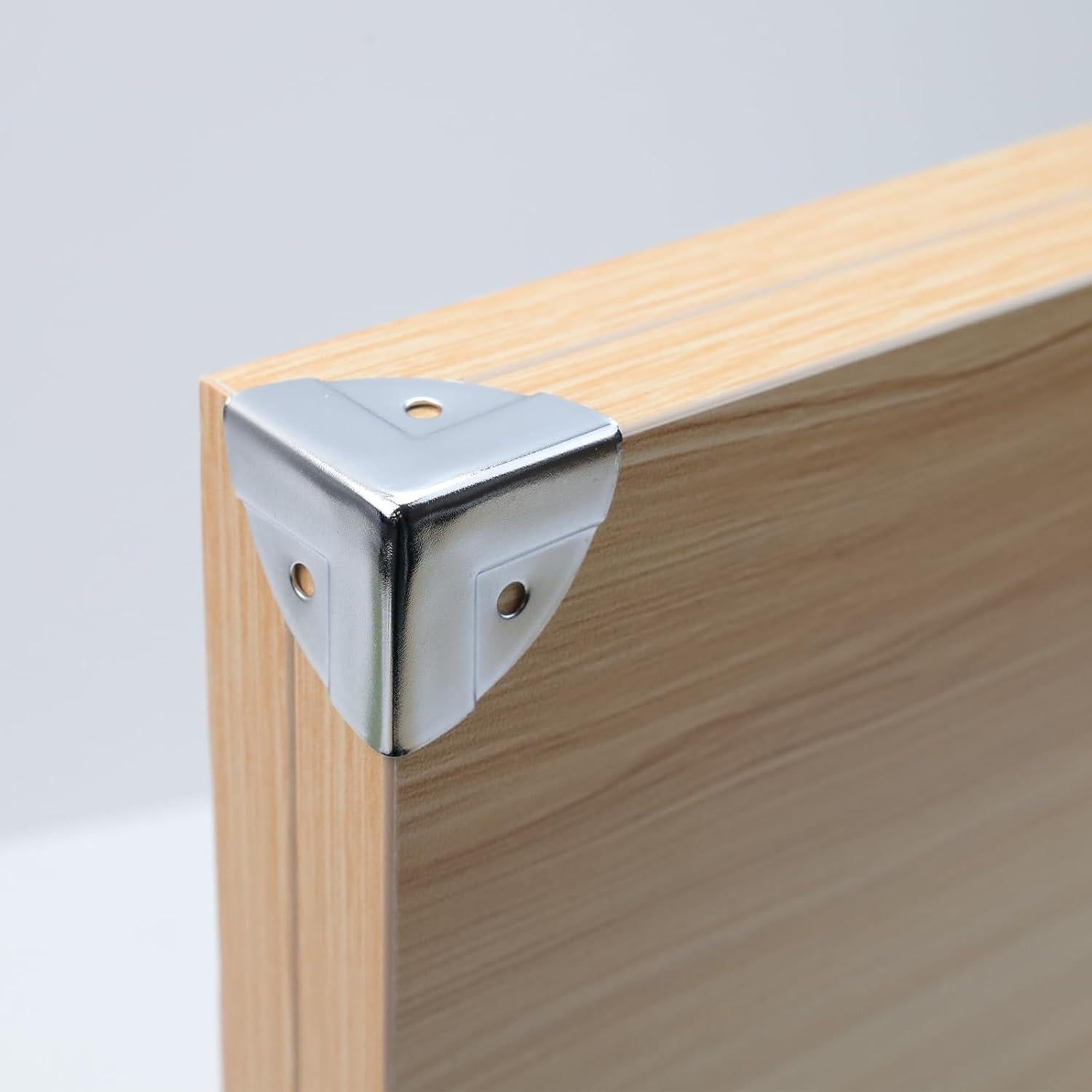 Protectores de Esquinas de Hierro T Tulead - 8 Piezas Plata